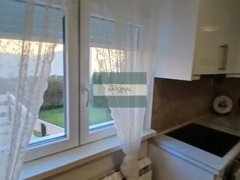 Prodaja, kuća, 379m², Trnava, Jagodina - image 55