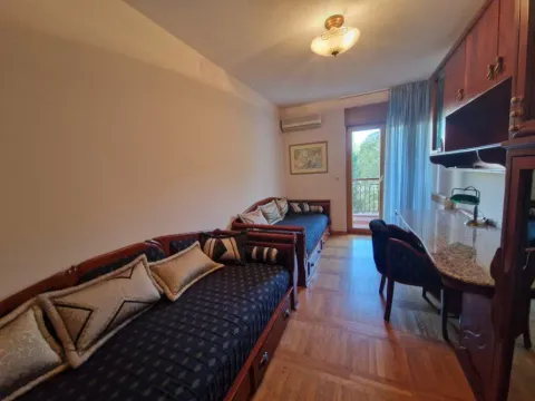 Izdavanje, stan, 100m², Preko Morače, Podgorica - image 6