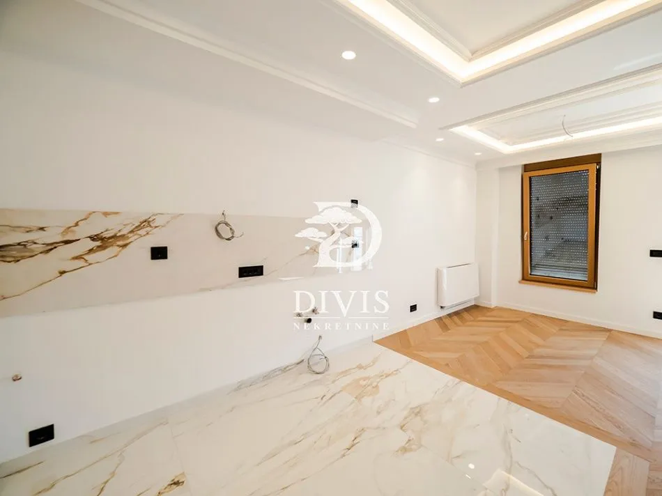 Sale, three bedroom apartment, 133m², Vračar Hram, Vračar Sve Podlokacije
