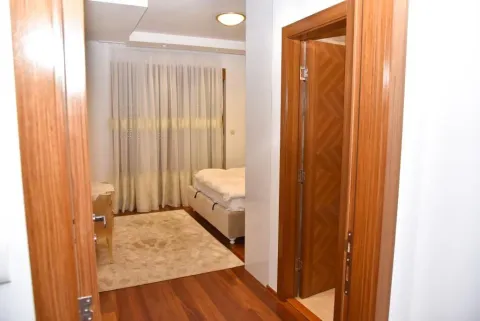 Rent, four bedroom apartment, 130m², Centar, Podgorica - image 13