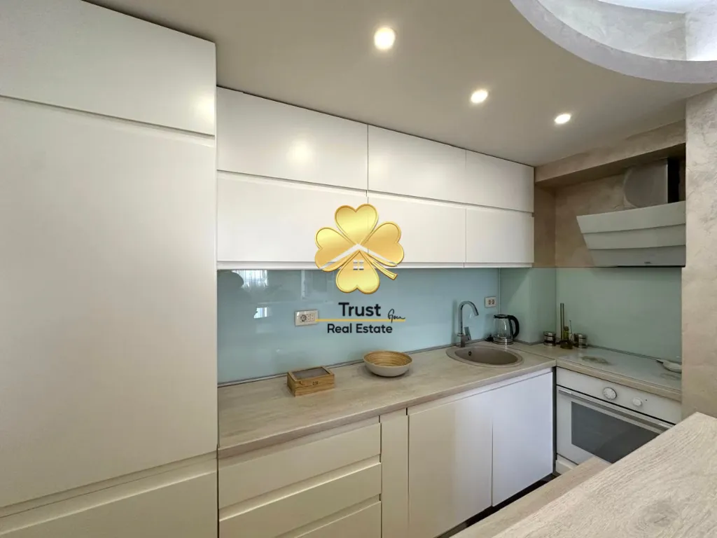Rent, two bedroom apartment, 70m², City Kvart, Podgorica