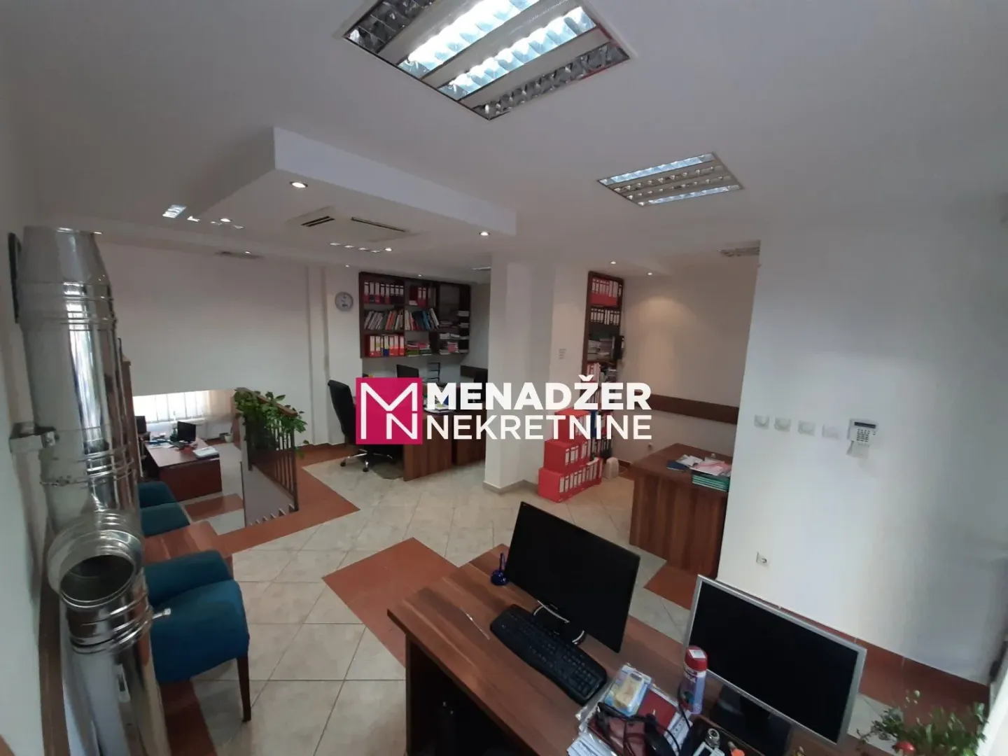 Rent, office space, 81m², Krivi Most, Podgorica
