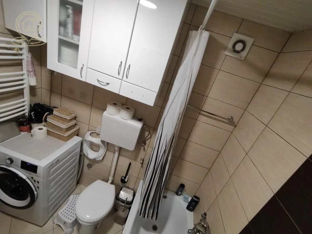 Prodaja, dvosoban stan, 42m², Grbavica, Novi Sad Sve Podlokacije