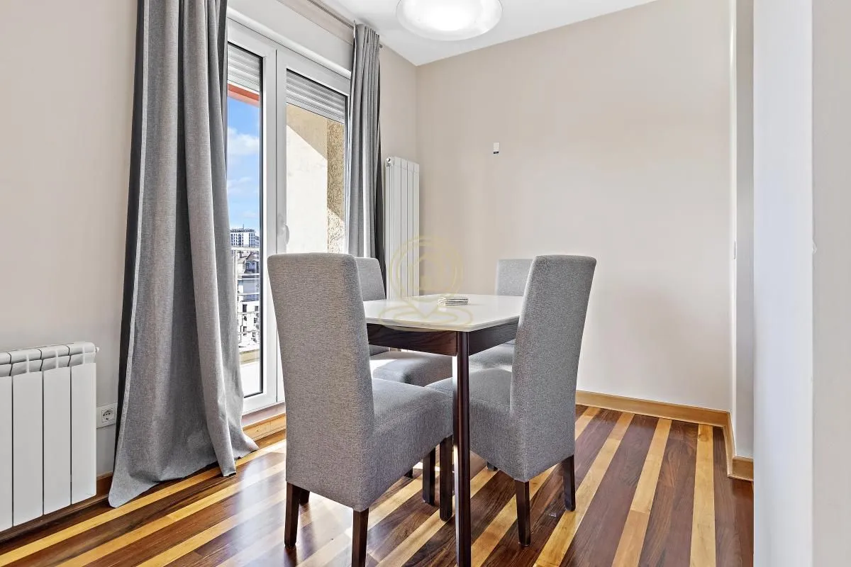 Izdavanje, dvosoban stan, 64m², Savski Venac, Beograd