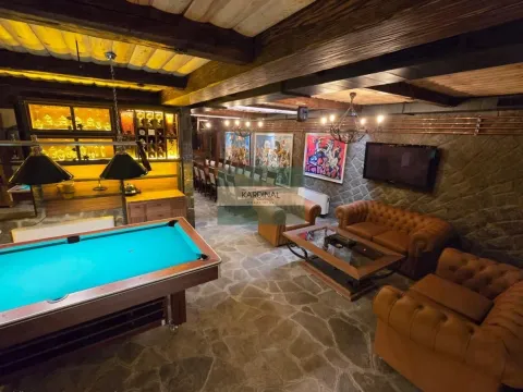 Prodaja, kuća, 400m², Sremska Kamenica, Petrovaradin - image 5