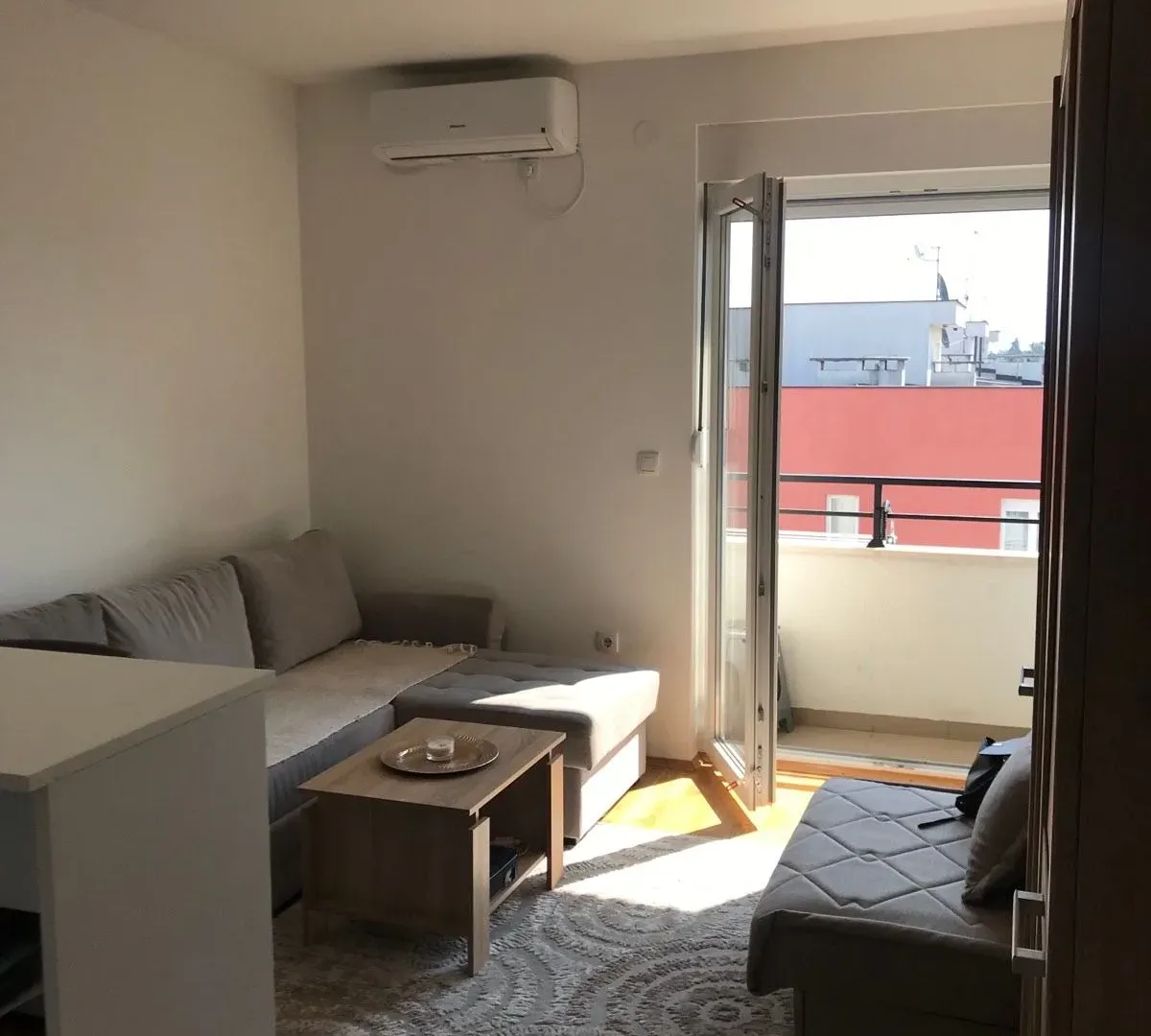 Rent, studio apartment, 25m², Tuški Put, Podgorica