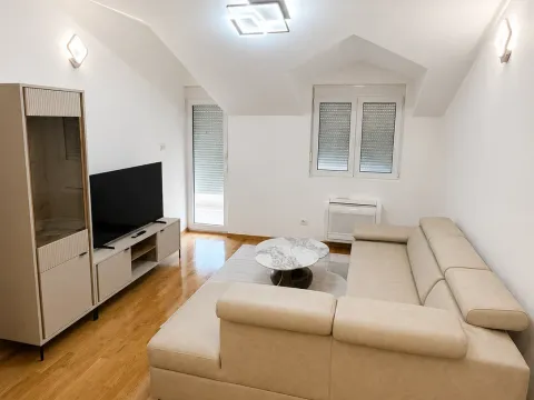 Stan in Momišići