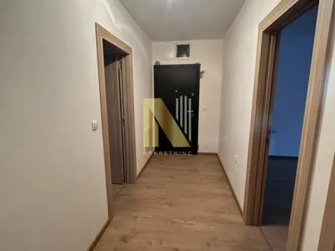 Prodaja, trosoban stan, 73m², Tatarsko brdo, Petrovaradin - image 9