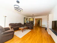 Izdavanje, dvosoban stan, 90m², Gorica C, Podgorica - image 1