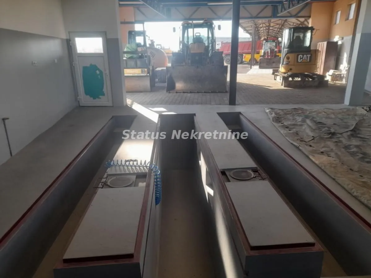 Rent, office space, 528m², Rumenka, Novi Sad Sve Podlokacije