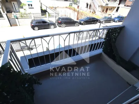 Izdavanje, jednosoban stan, 40m², Stari Aerodrom, Podgorica - image 8