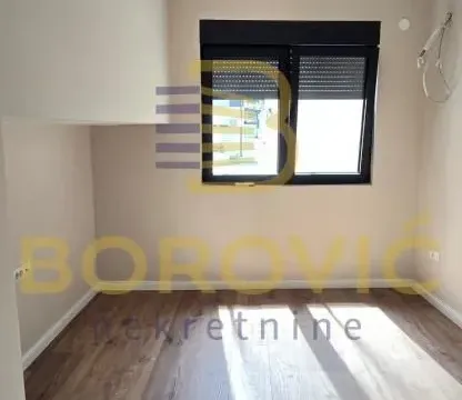 Prodaja, trosoban stan, 68m², Olimp, Zvezdara Sve Podlokacije - image 13