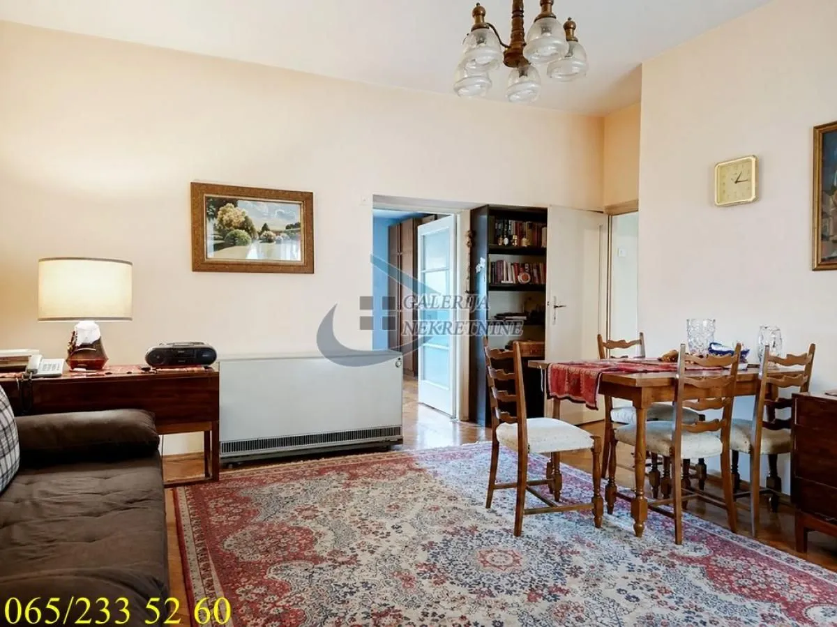 Sale, three bedroom apartment, 66m², Vračar Sve Podlokacije, Beograd