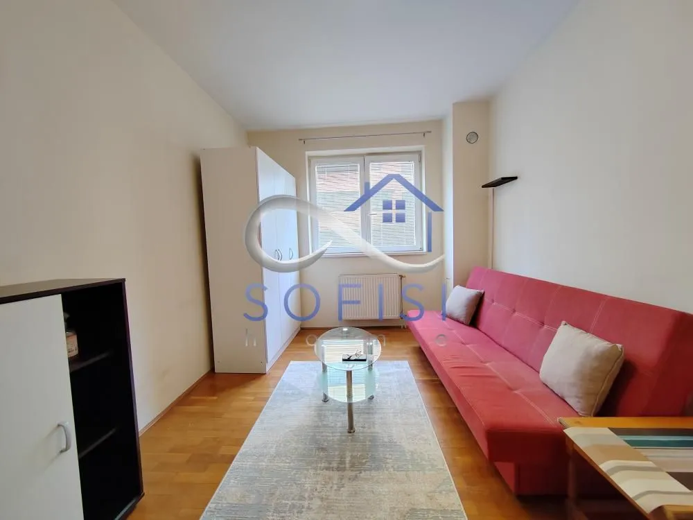 Izdavanje, dvosoban stan, 32m², Socijalno, Novi Sad Sve Podlokacije