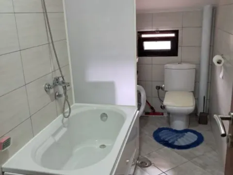 Izdavanje, dvosoban stan, 60m², Doljani, Podgorica - image 11