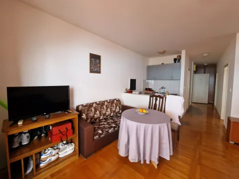 Sale, two bedroom apartment, 57m², Pržno, Budva - image 2