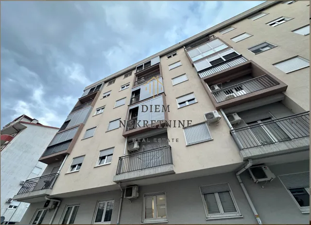 Izdavanje, dvosoban stan, 47m², Zabjelo, Podgorica