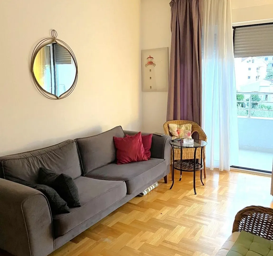 Rent, two bedroom apartment, 52m², Maine, Budva