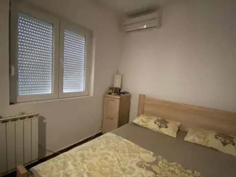 Izdavanje, trosoban stan, 95m², Tološi, Podgorica - image 6