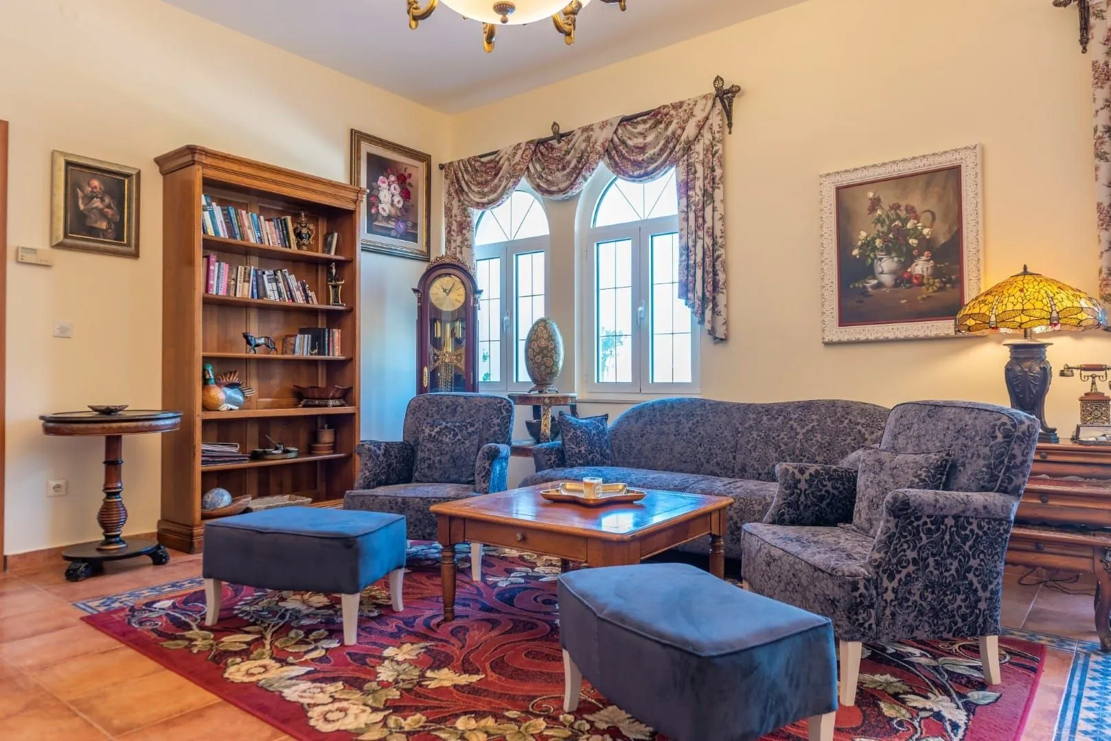 Sale, house, 485m², Sveti Stefan, Budva
