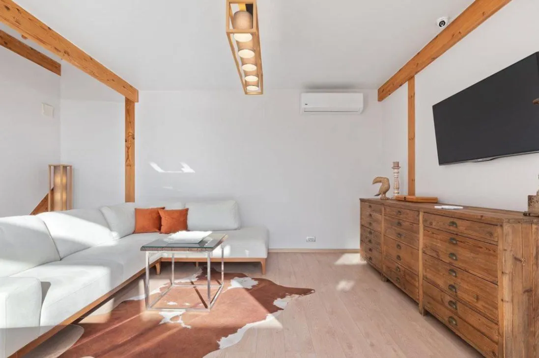Prodaja, kuća, 220m², Mrčevac, Tivat
