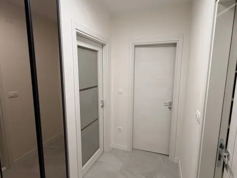 Sale, one bedroom apartment, 47m², Central Point, Podgorica - image 6