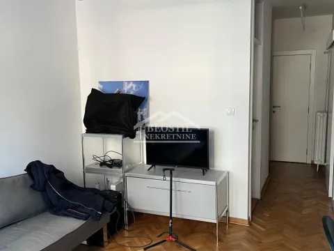 Sale, one bedroom apartment, 34m², Kalenić Pijaca, Vračar Sve Podlokacije - image 3