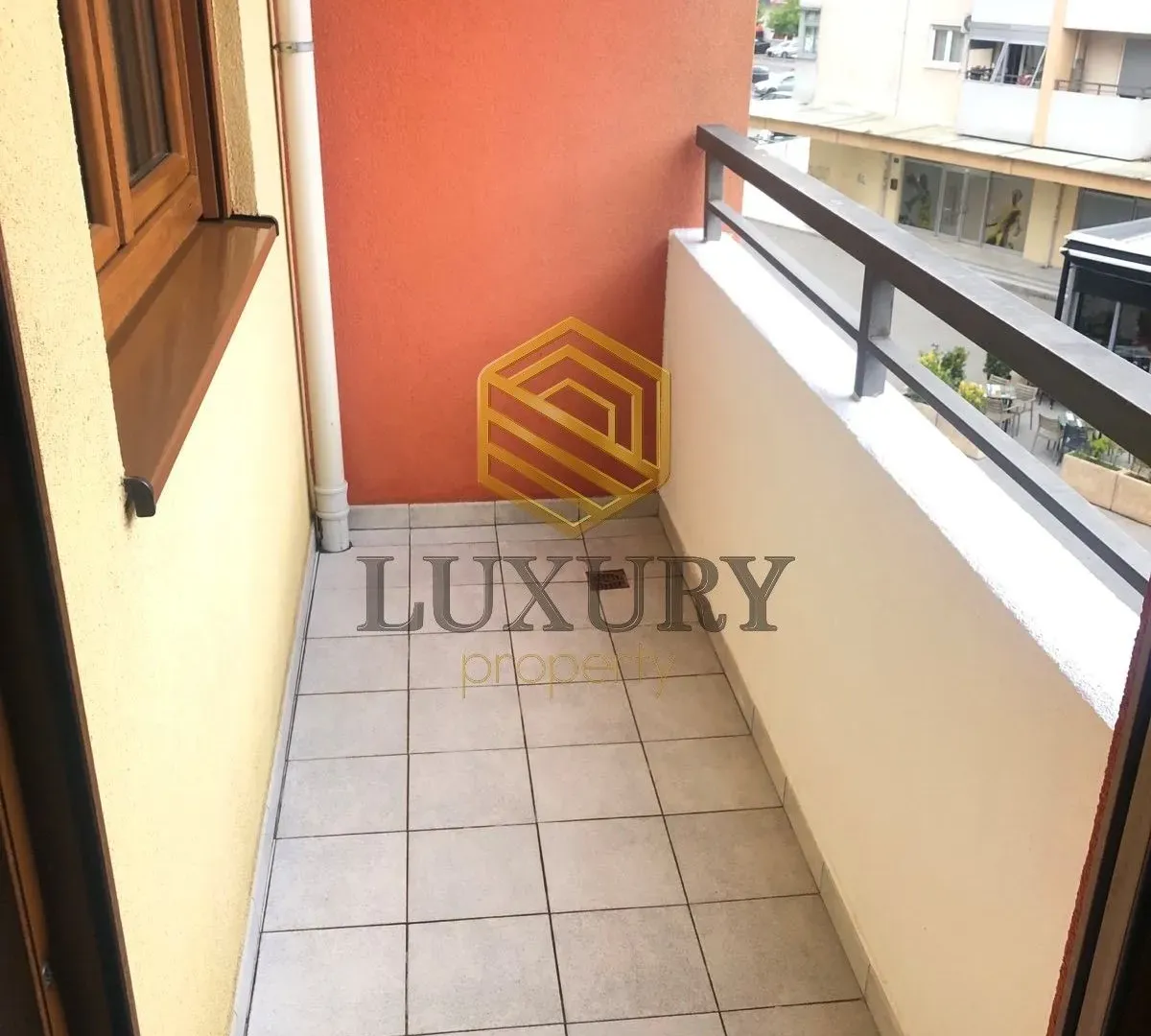 Prodaja, jednosoban stan, 44m², Stari Aerodrom, Podgorica