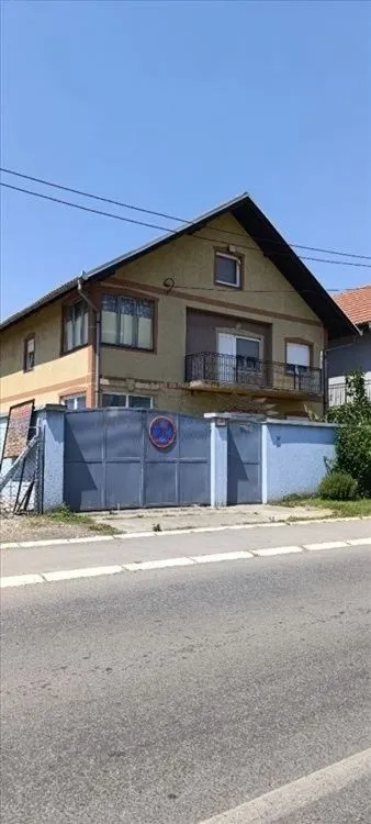 Prodaja, kuća, 180m², Zemun Sve Podlokacije, Beograd