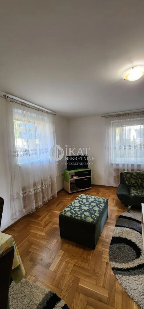 Prodaja, jednosoban stan, 40m², Centar, Zlatibor