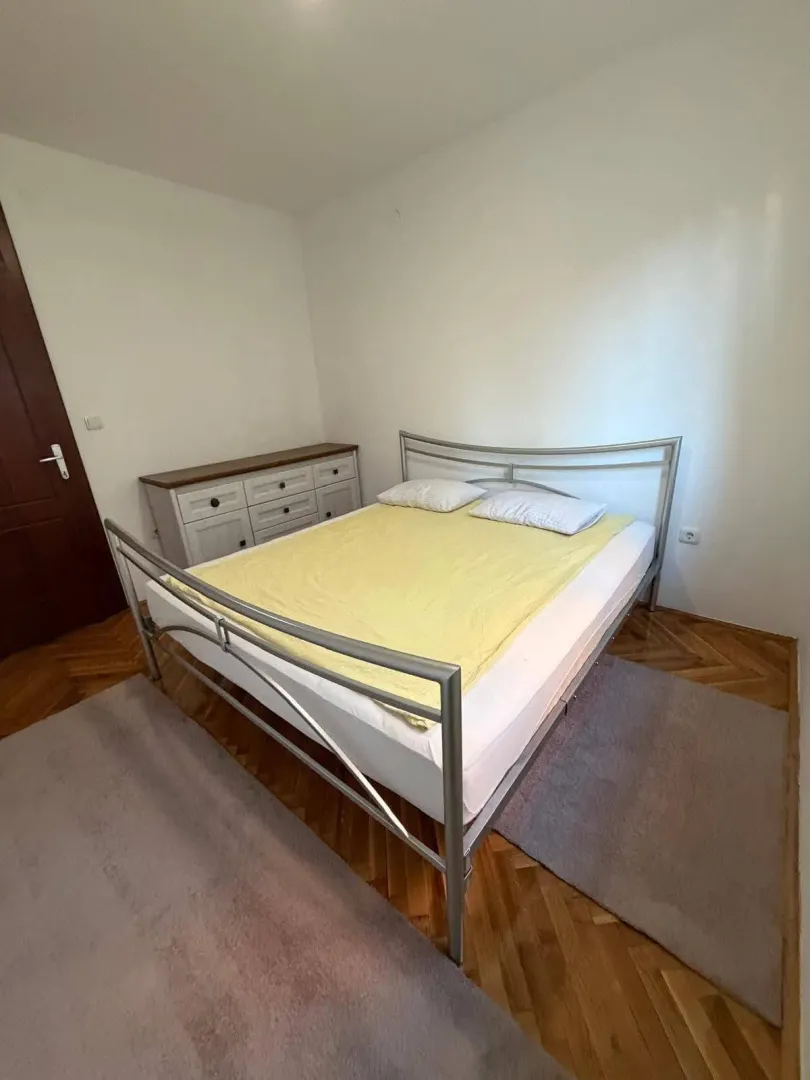 Rent, two bedroom apartment, 70m², Centar, Bar