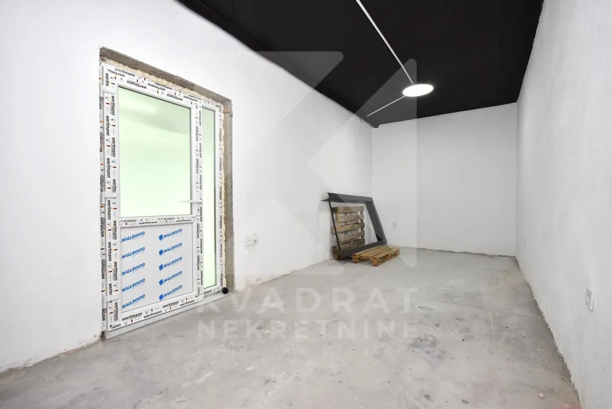 Rent, office space, 116m², Stari Aerodrom, Podgorica