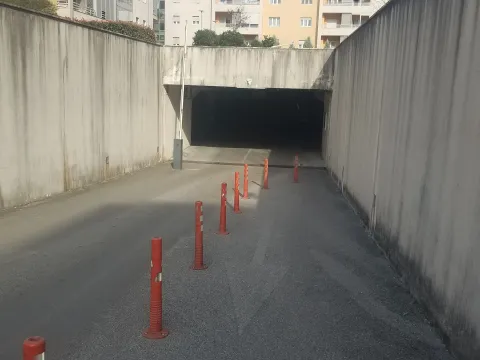 Prodaja, parking/garaža, 14m², City Kvart, Podgorica - image 2