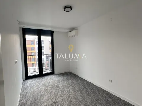 Rent, two bedroom apartment, 84m², Preko Morače, Podgorica - image 4