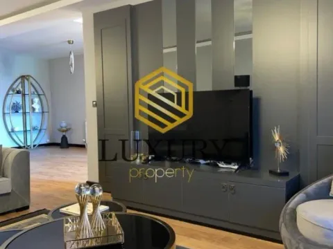 Izdavanje, kuća, 380m², Zeta, Podgorica - image 8