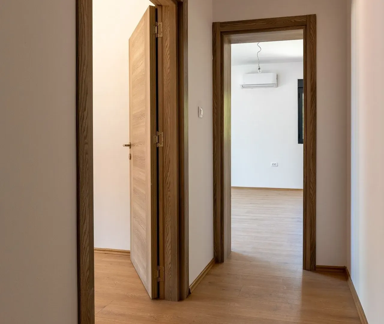 Prodaja, kuća, 160m², Škaljari, Kotor