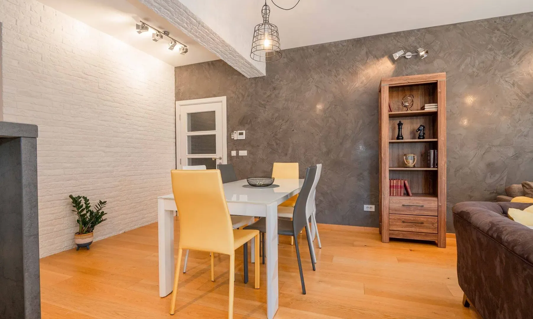Sale, three bedroom apartment, 132m², Škaljari, Kotor