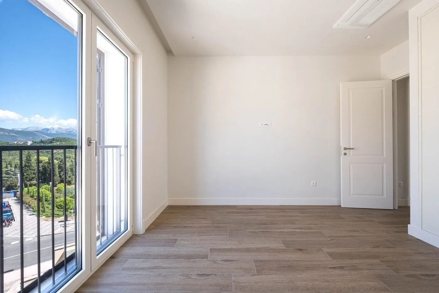Prodaja, dvosoban stan, 93m², Luštica, Tivat