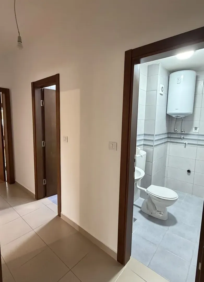 Prodaja, dvosoban stan, 73m², Tuški Put, Podgorica