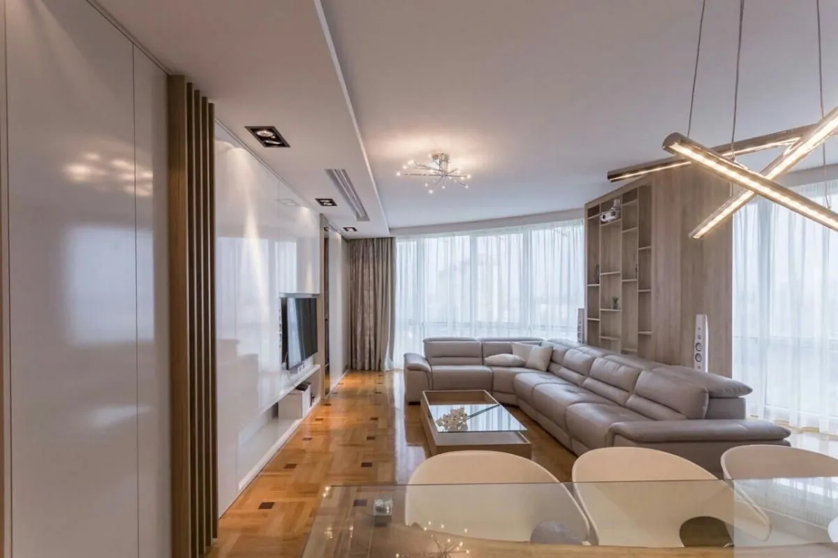 Prodaja, trosoban stan, 120m², Bulevar patrijarha Pavla, Novi Sad Sve Podlokacije