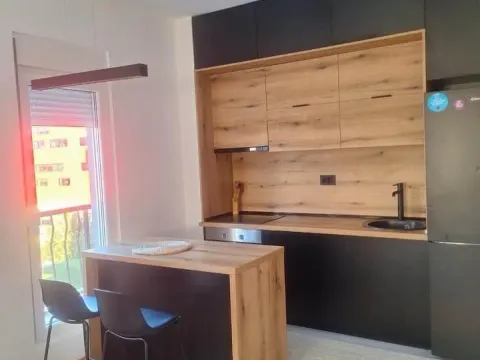 Sale, one bedroom apartment, 46m², Stari Aerodrom, Podgorica - image 2