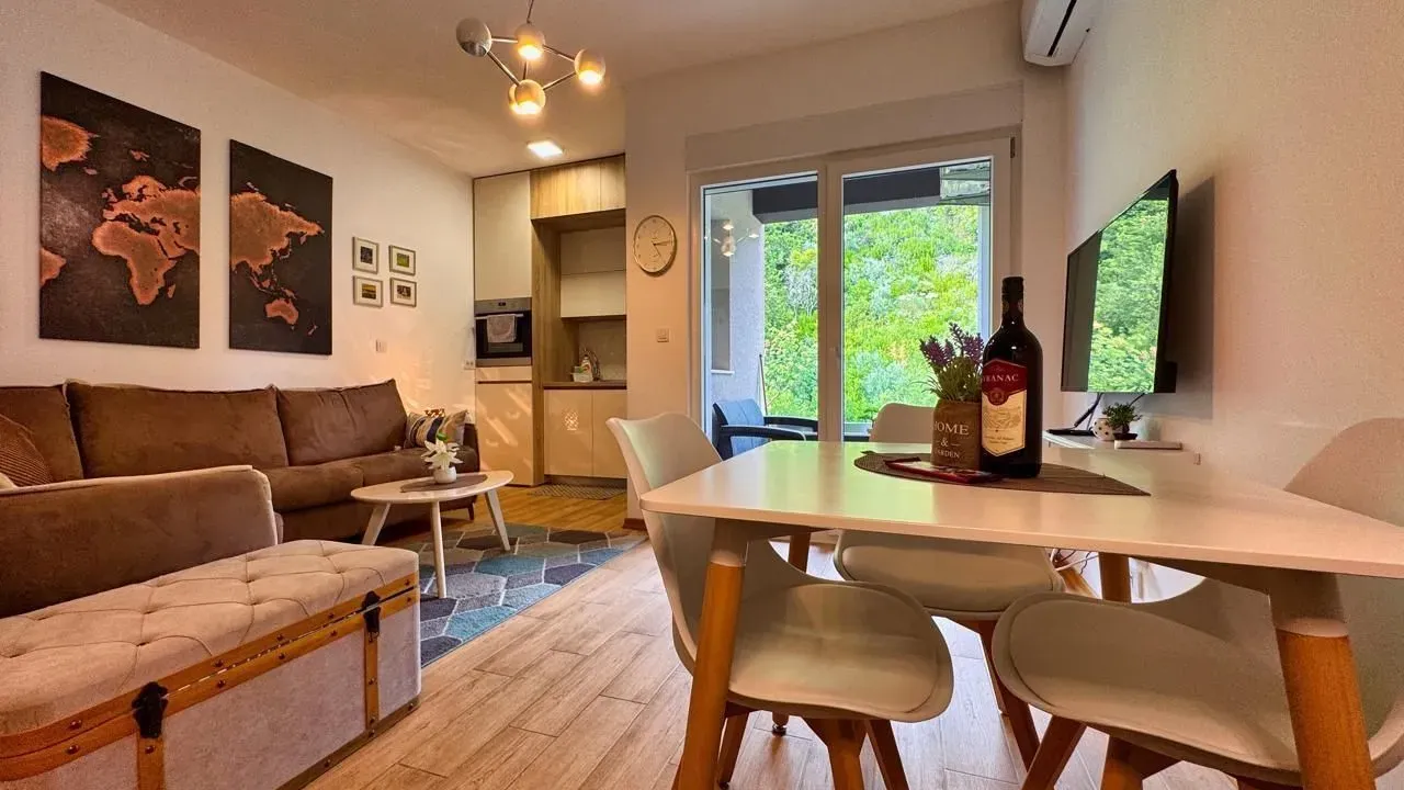 Rent, studio apartment, 29m², Budva, Crna Gora