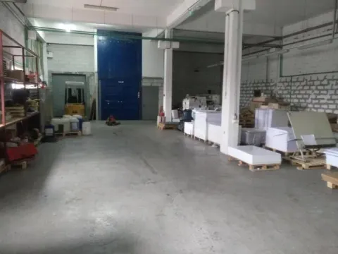 Izdavanje, poslovni prostor, 1600m², Krnjaca, Palilula Sve Podlokacije - image 5