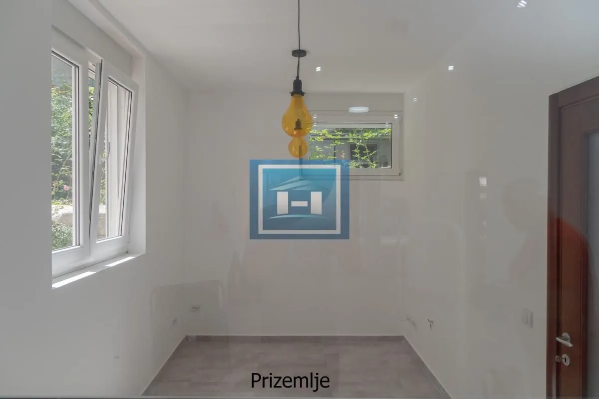 Sale, apartment, 221m², Stari Grad, Beograd