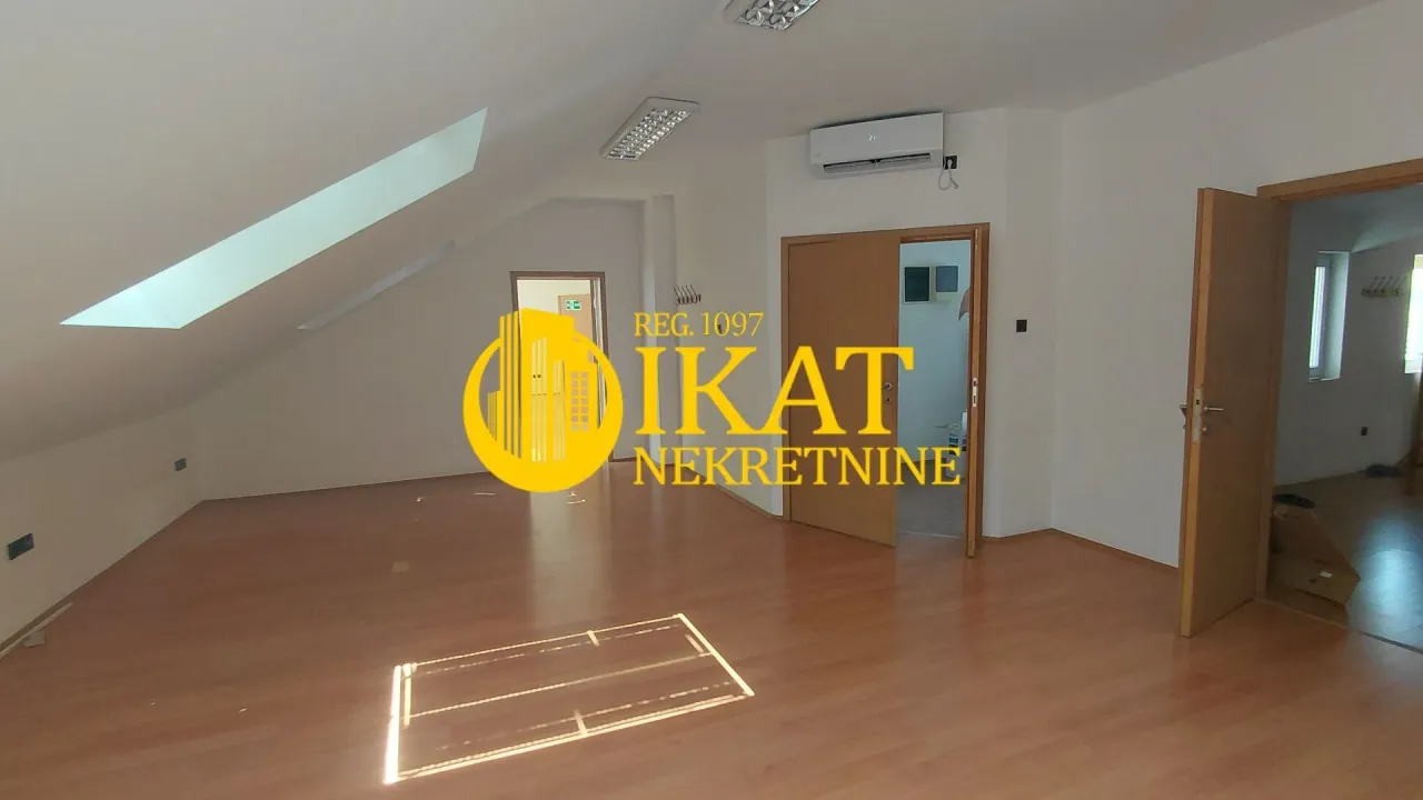 Sale, four bedroom apartment, 127m², Stari Grad, Beograd