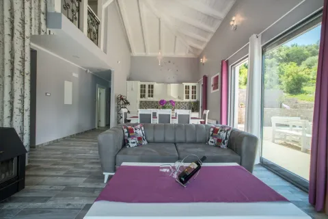 Prodaja, kuća, 150m², Stoliv, Kotor - image 4