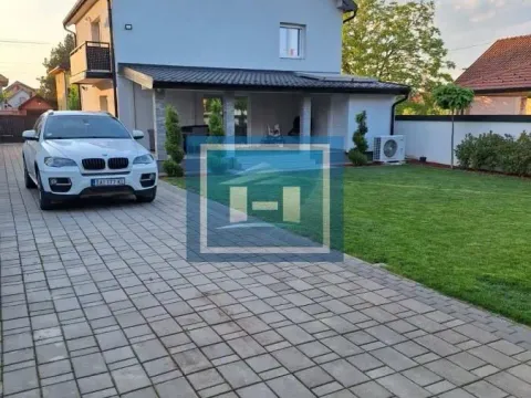 Sale, house, 315m², Centar, Šabac