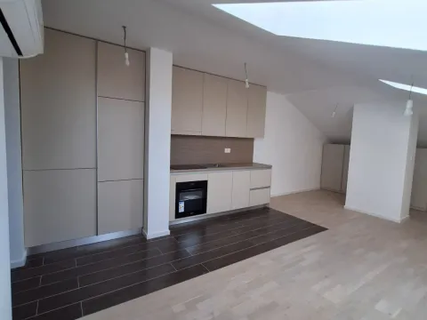 Prodaja, stan, 45m², Tološi, Podgorica - image 3