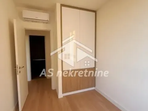 Izdavanje, trosoban stan, 71m², Savski Venac, Beograd - image 7