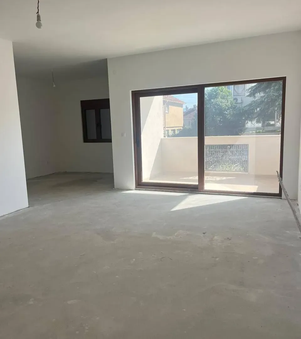 Prodaja, četvorosoban stan, 155m², Gorica C, Podgorica